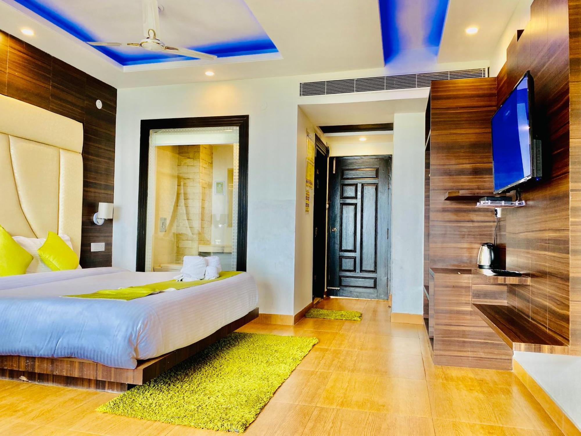 Royal Green Mashobra - Mountain And Valley View Rooms Shimla Eksteriør bilde