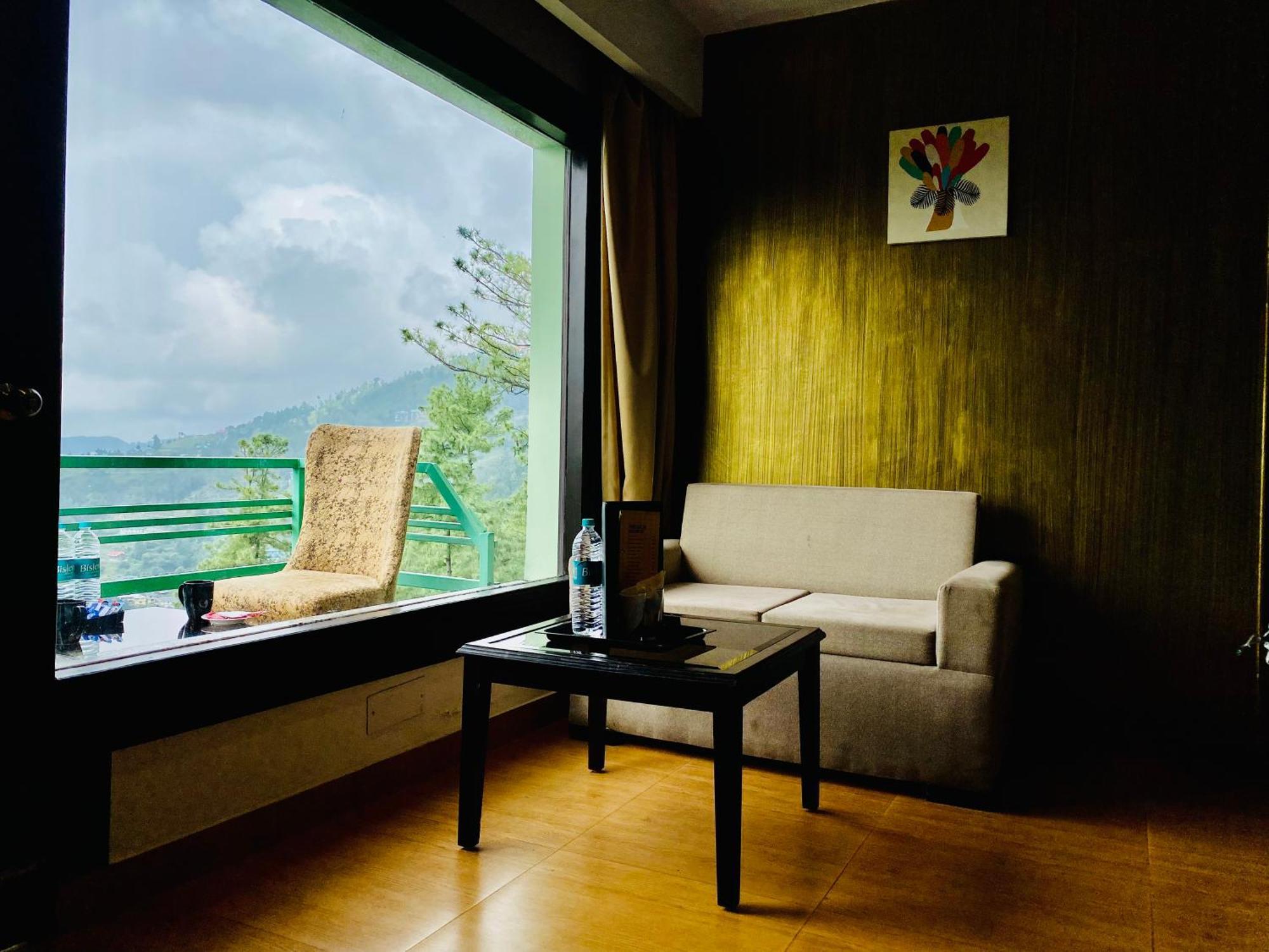 Royal Green Mashobra - Mountain And Valley View Rooms Shimla Eksteriør bilde
